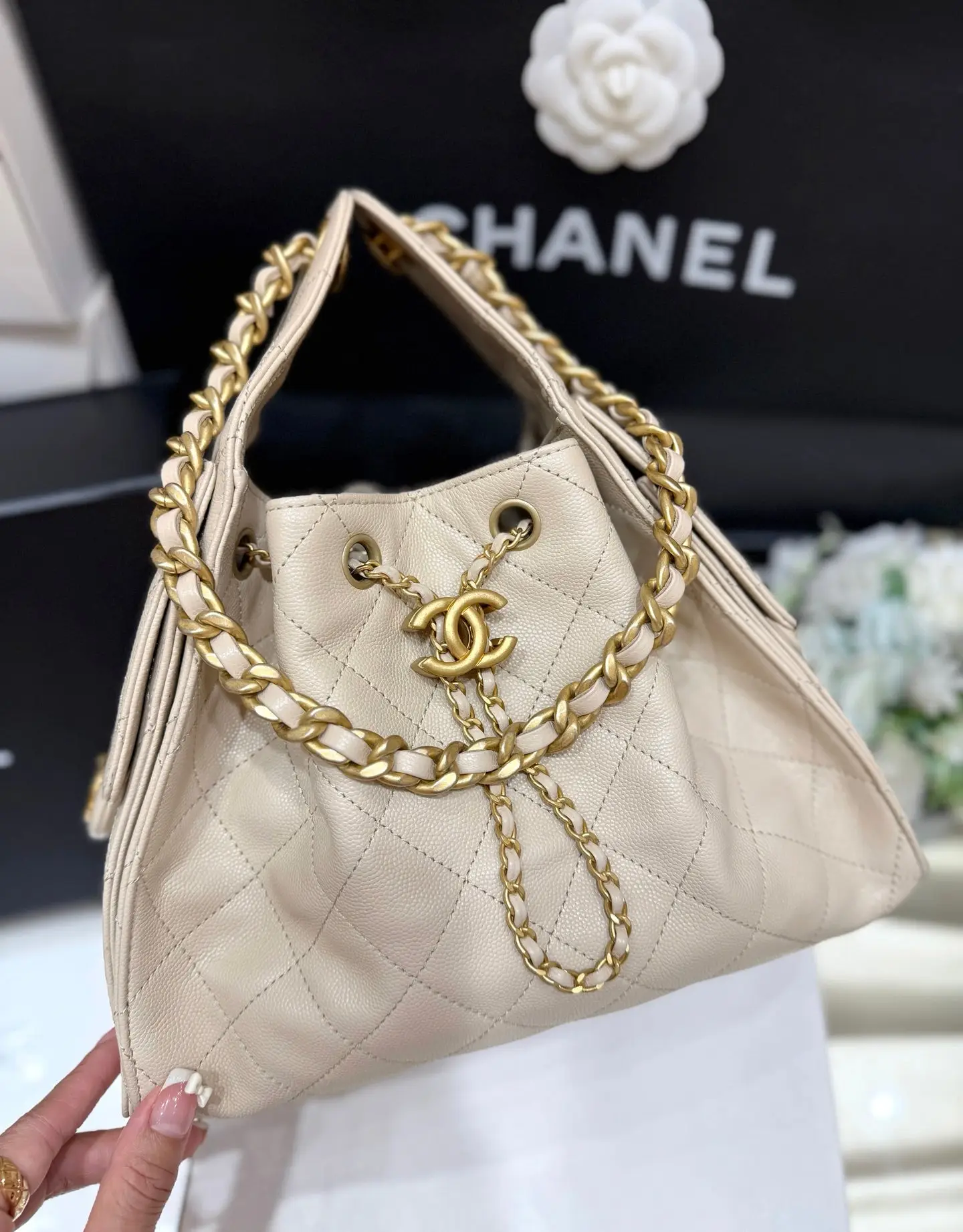 CHANEL 25 Ivory - Image 3